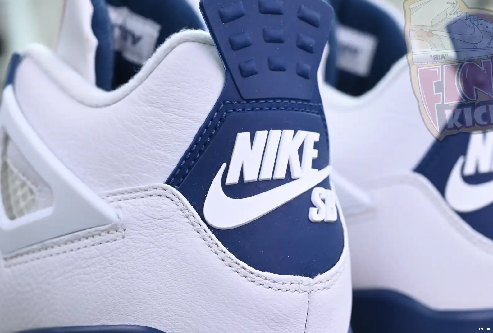 Jordan Air Jordan SB “NAVY” 4 0402